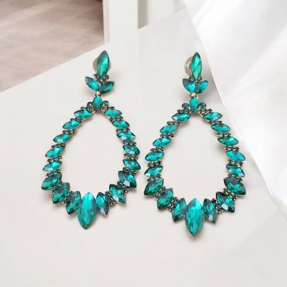 Natasha Jewelry - Natasha Couture Earrings Drop Gold Tone Emerald Green Crystals